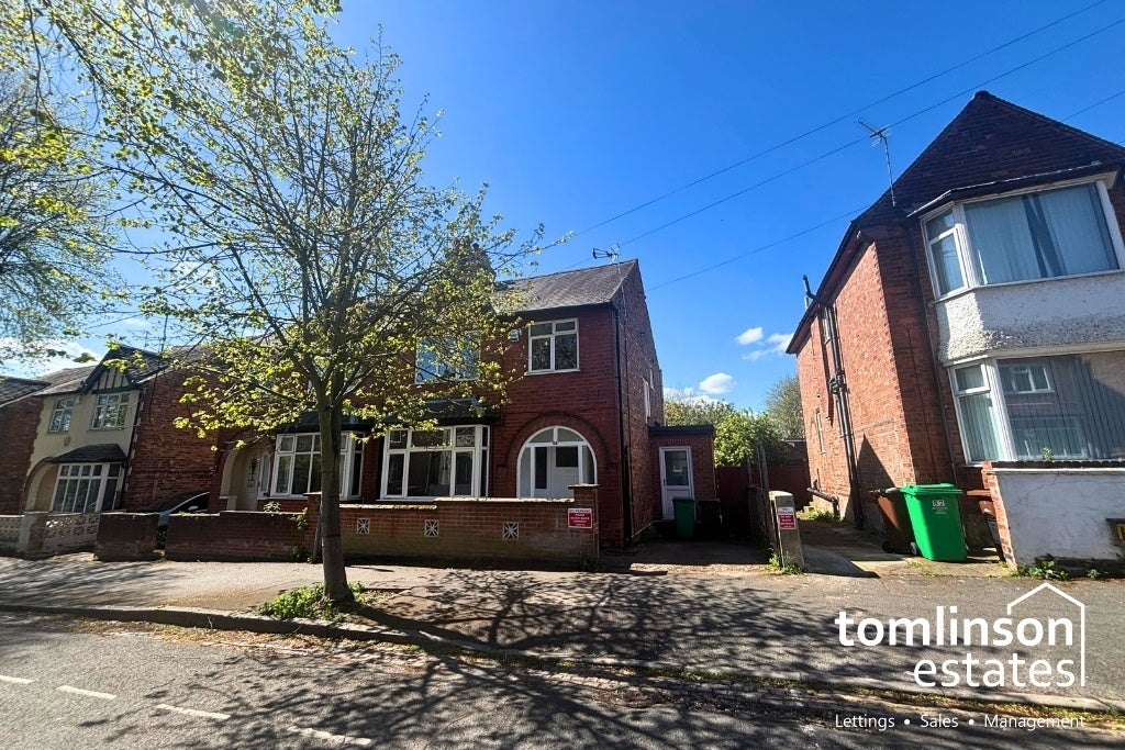 House Harrington Drive in Nottingham