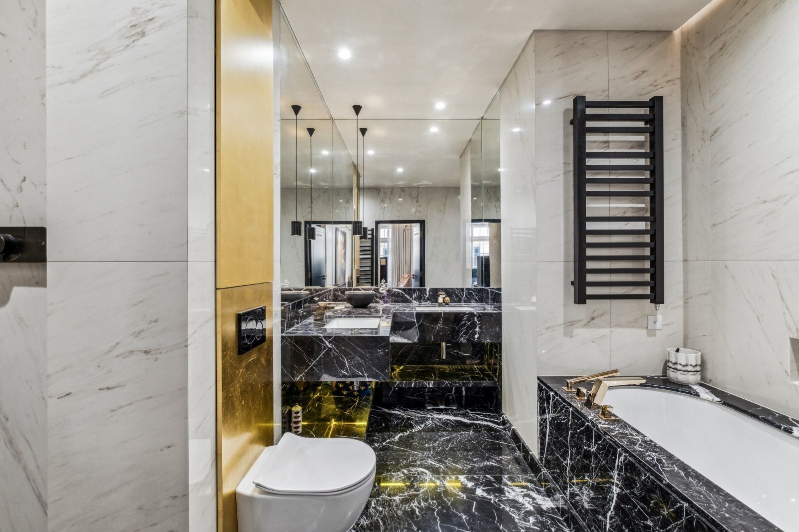 Flat Connaught Place in City of Westminster