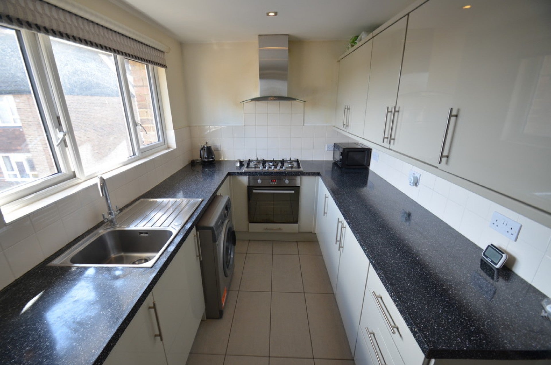 Flat Feltham Hill Road in Borough of Spelthorne