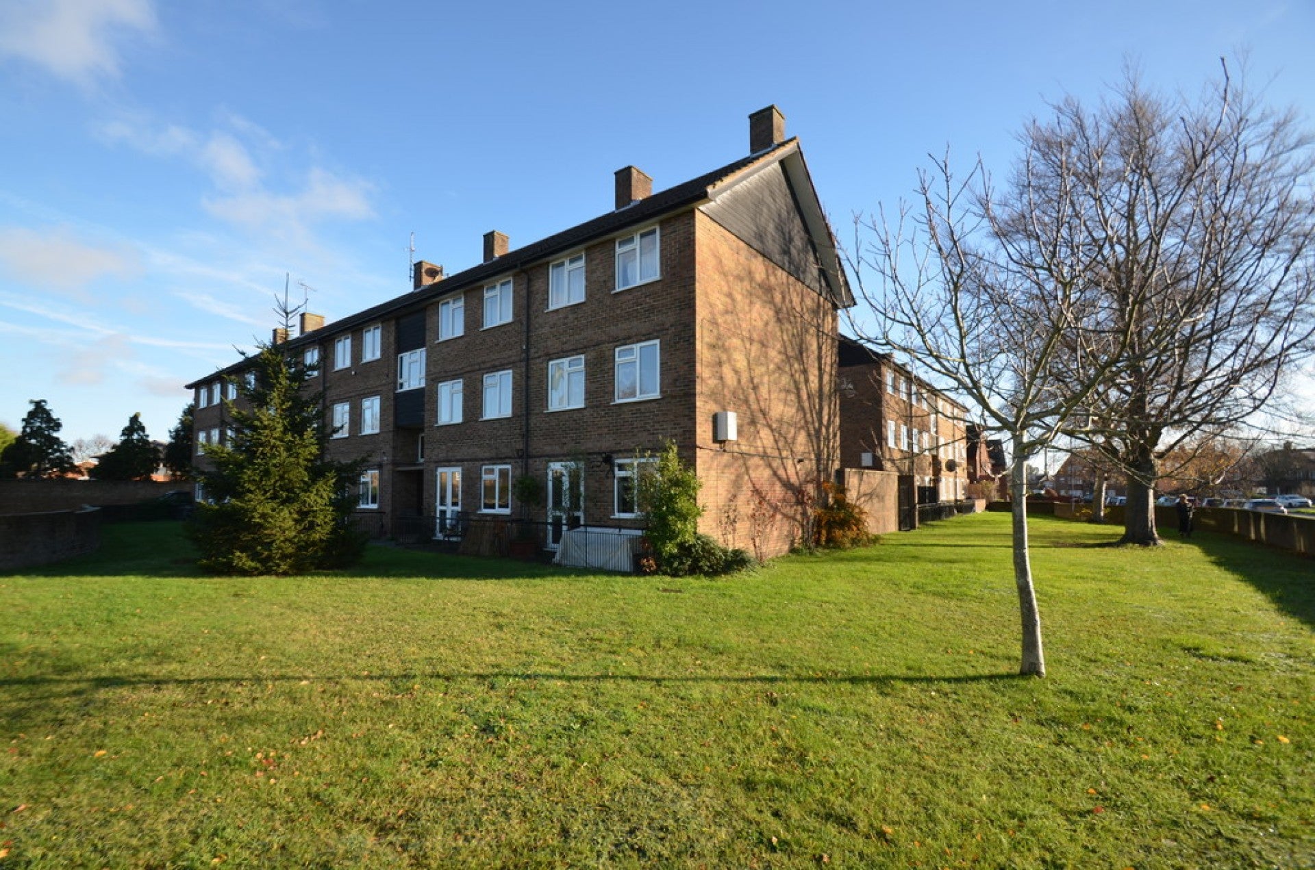 Flat Feltham Hill Road in Borough of Spelthorne