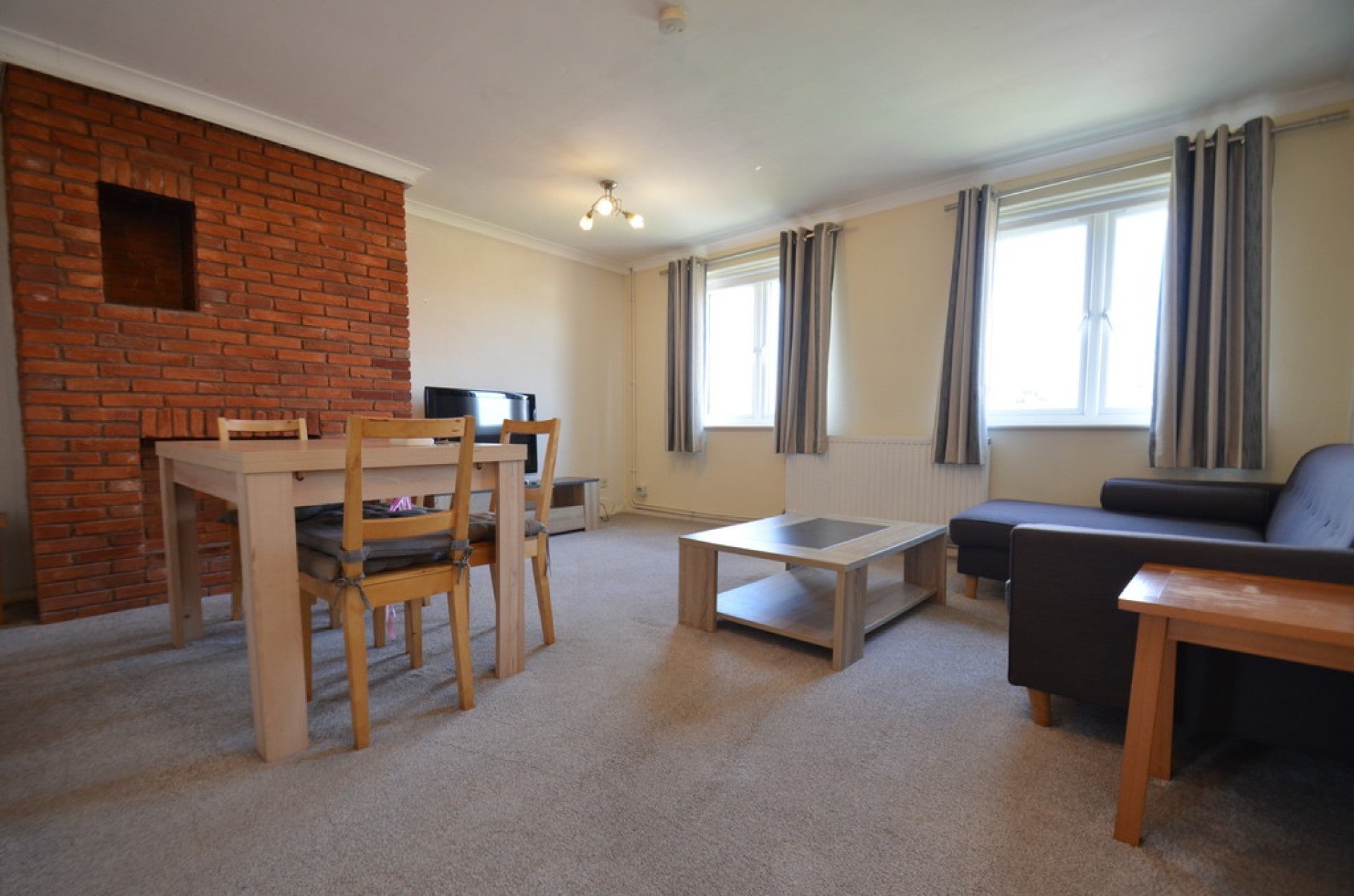 Flat Feltham Hill Road in Borough of Spelthorne