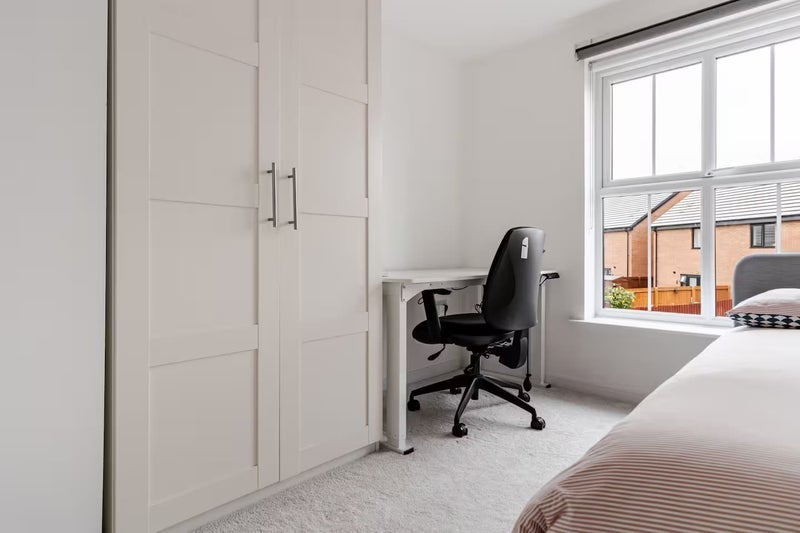 Flat Manchester Road in Tameside