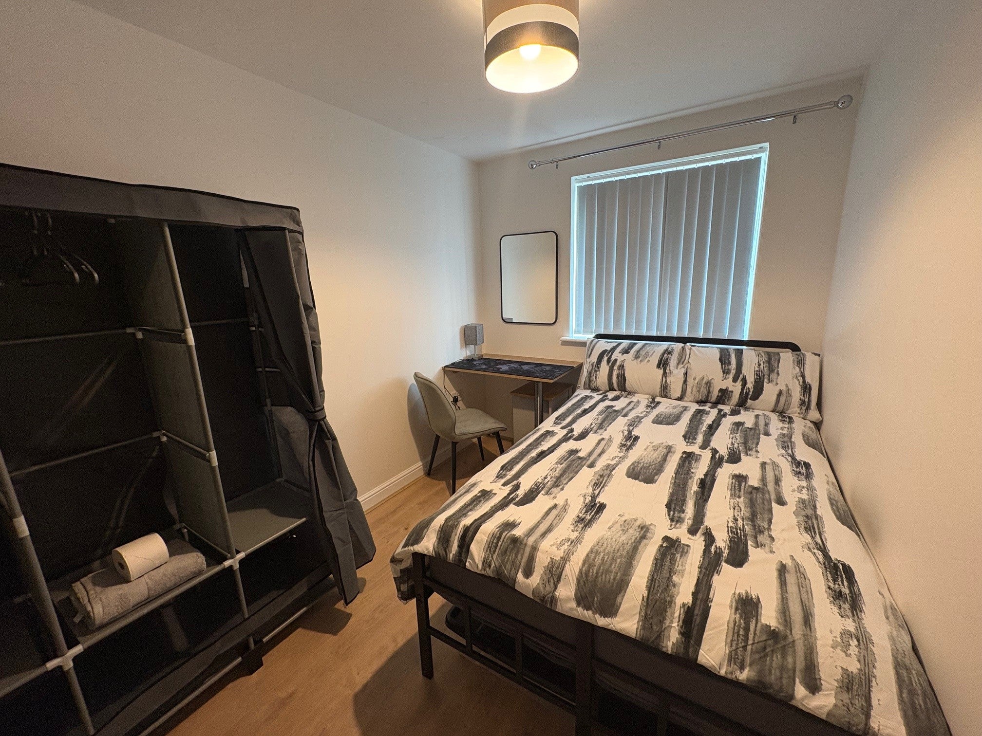 Room Chepstow Road in Corby