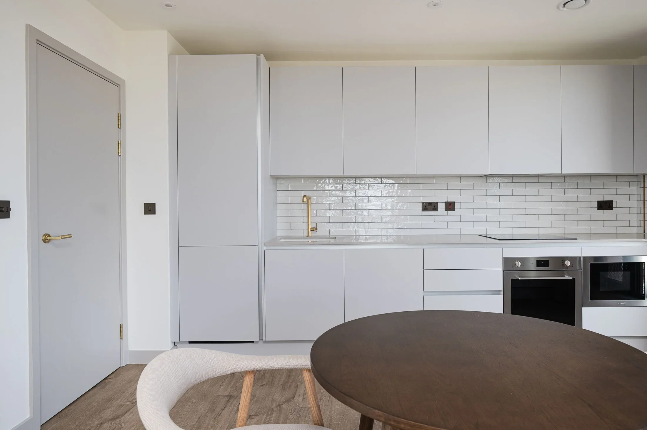 Flat Selborne Road in Greater London