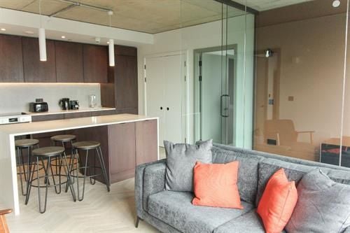Flat Rockdove Avenue in Manchester