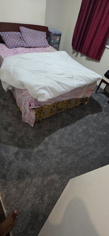Room Charterhouse Road in Coventry