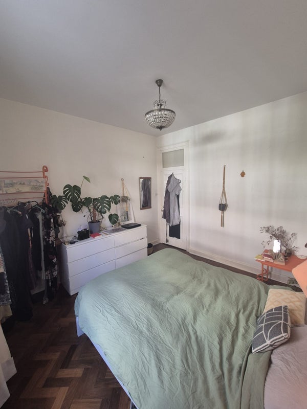 Flat Sancroft Street in Greater London