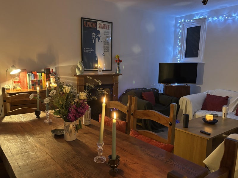 Room Challoner Crescent in Greater London