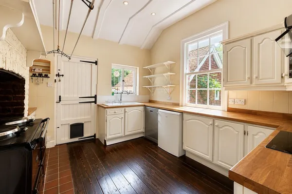 Flat Three Elm Lane in Tonbridge and Malling