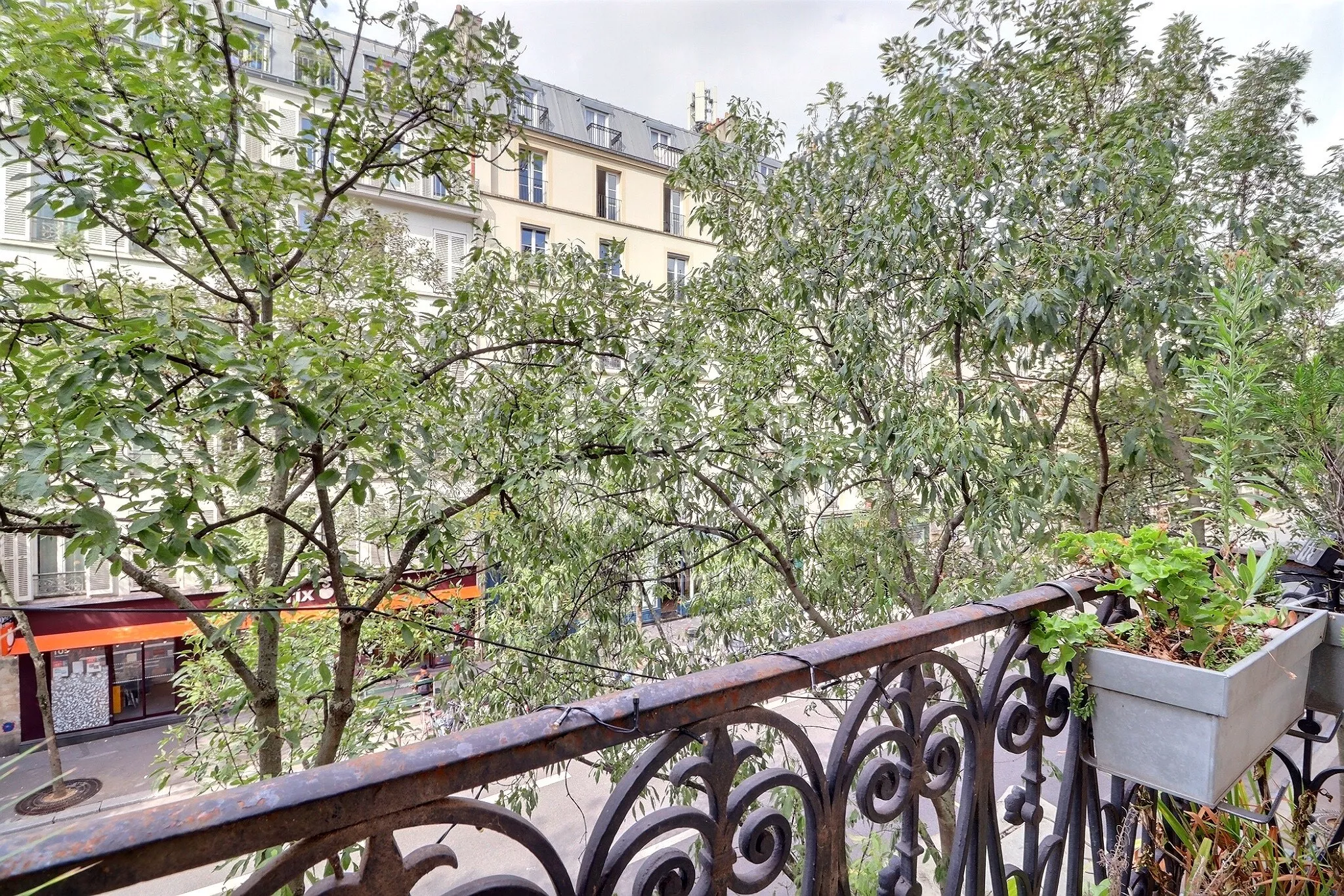 Appartement Avenue Parmentier à Paris