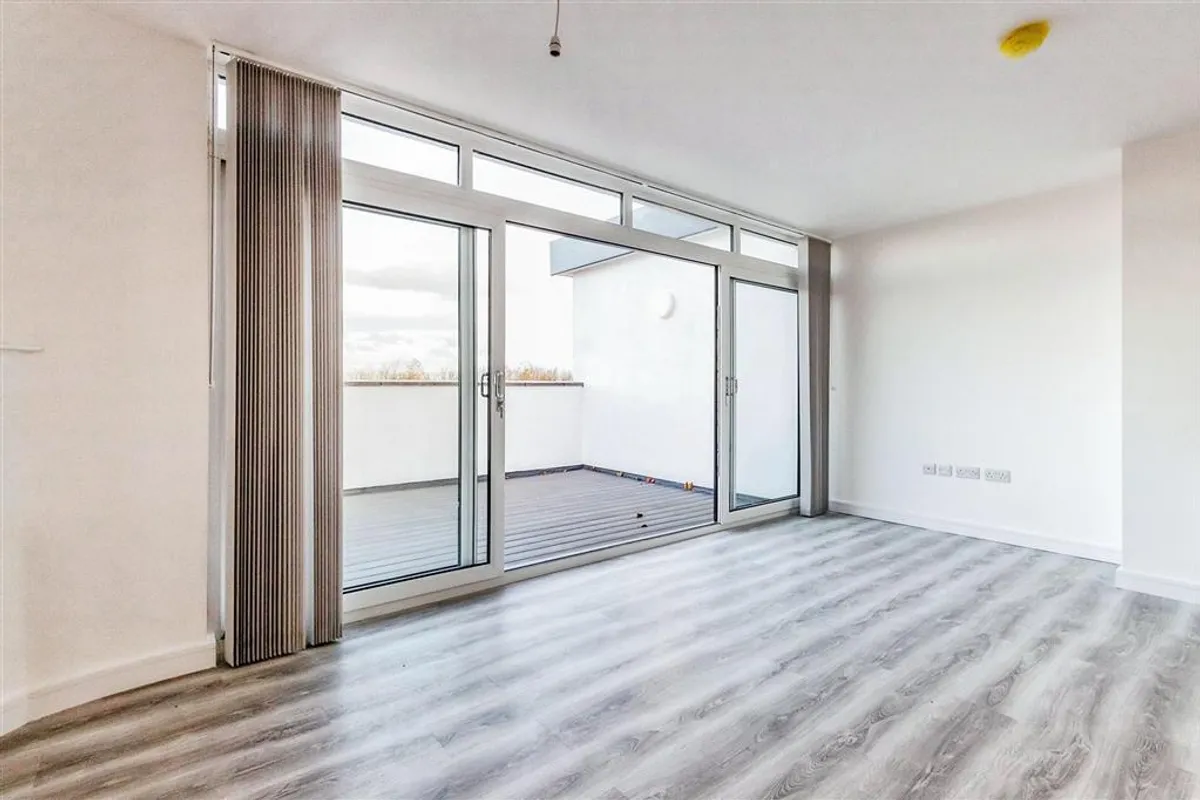 Flat Woodborough Road in Nottingham