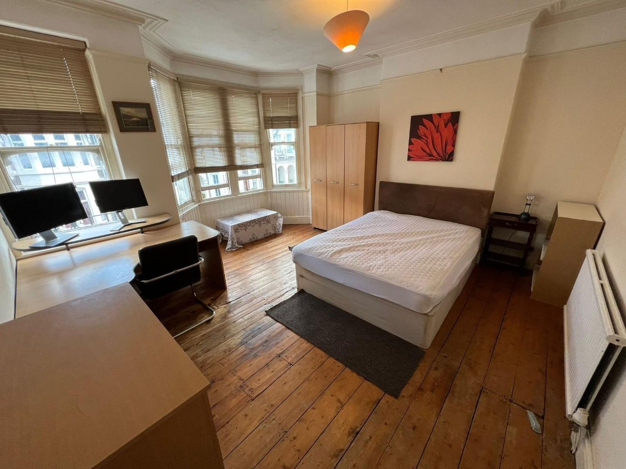 Room Heathfield Road in Cardiff