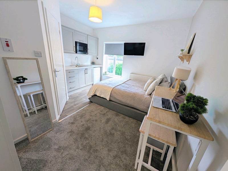 Room Edison Street in Stoke-on-Trent