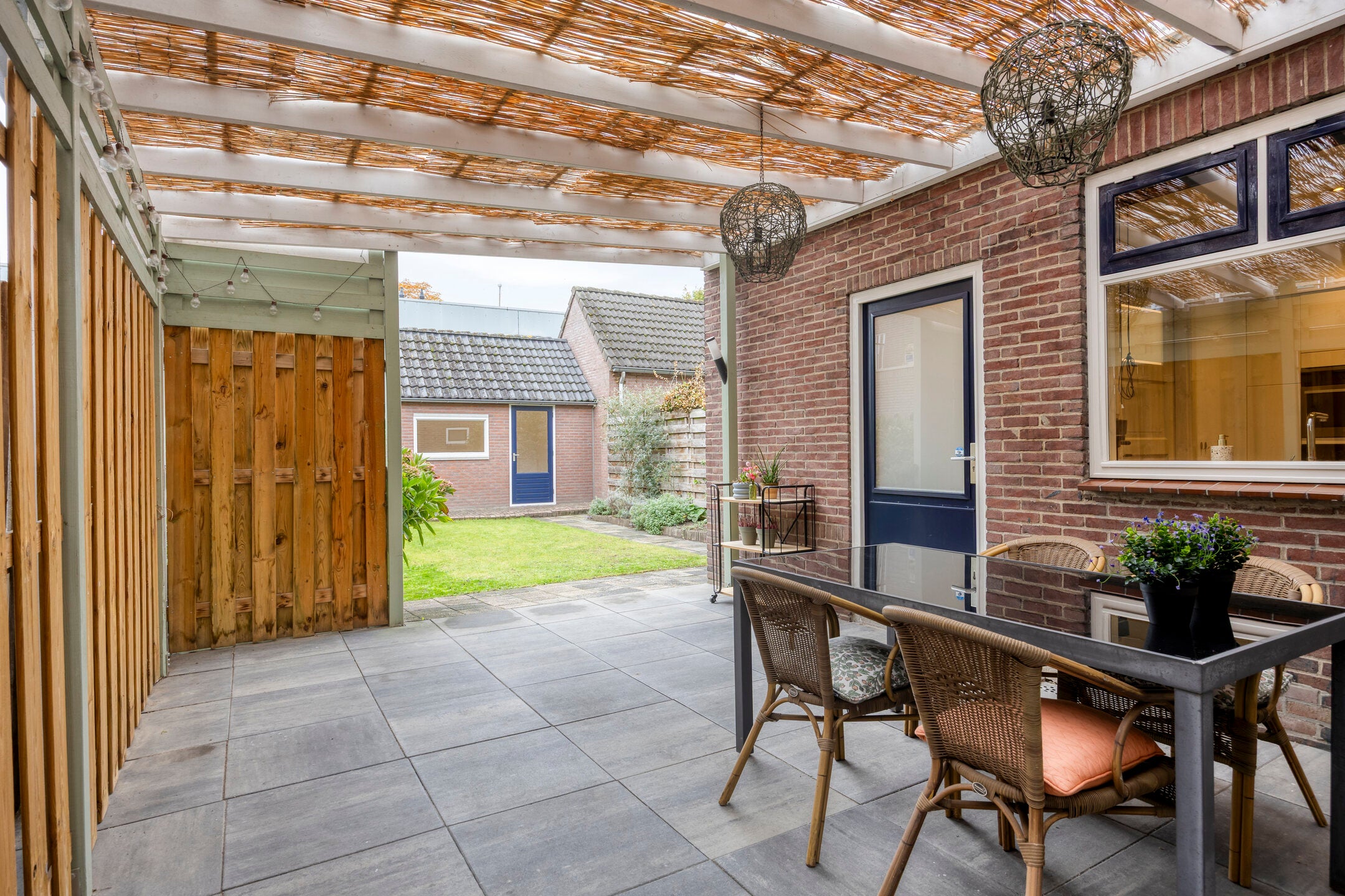 Twee-onder-één-kap te koop: Zandstraat 30, Eindhoven