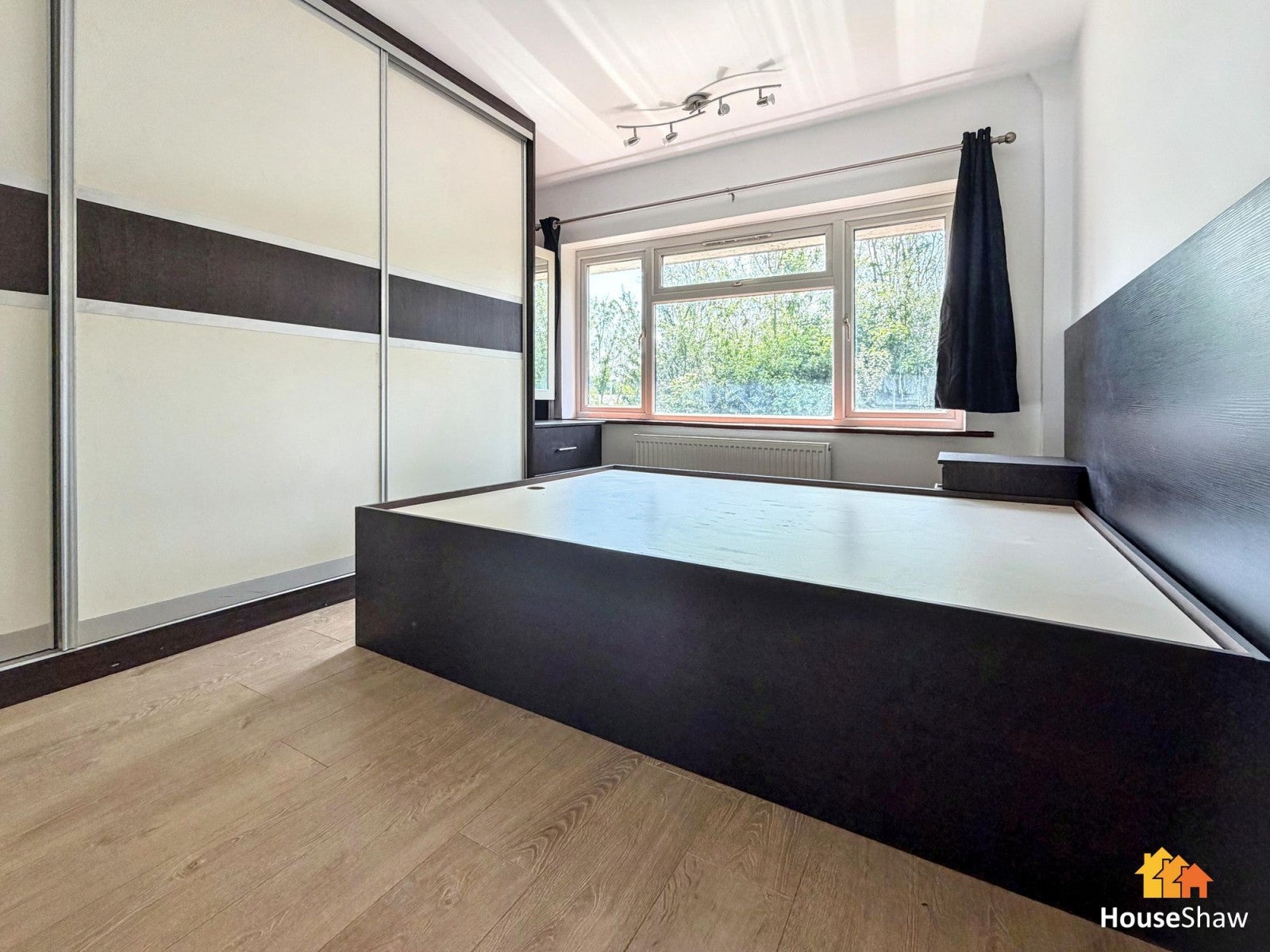 Flat Darvell Drive in Chesham