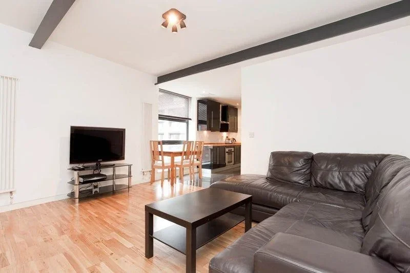 Room Channelsea Road in Greater London