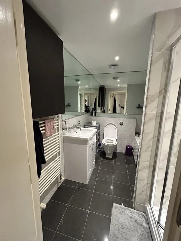 Room Channelsea Road in Greater London