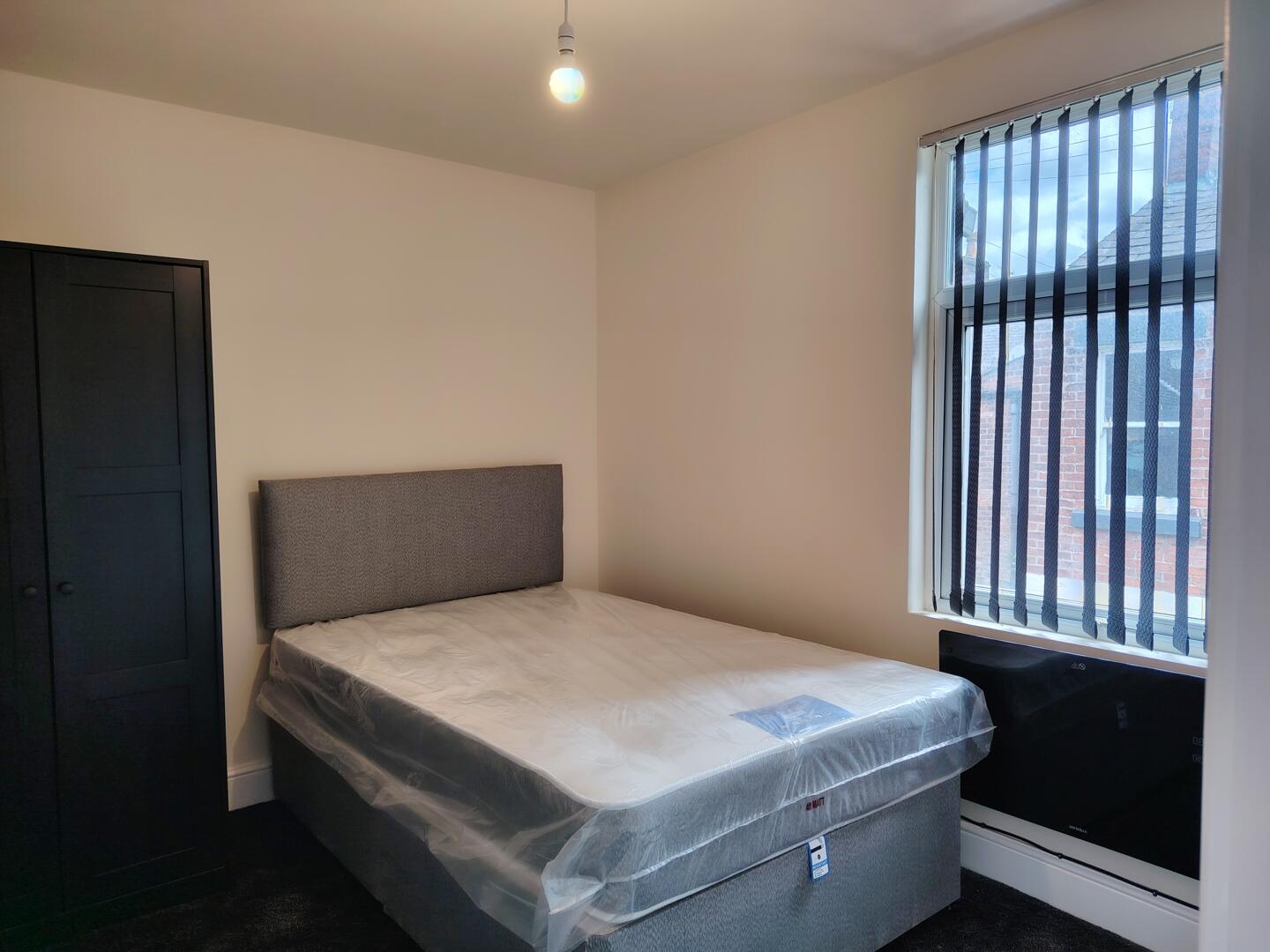 Flat Bairstow Street in Preston