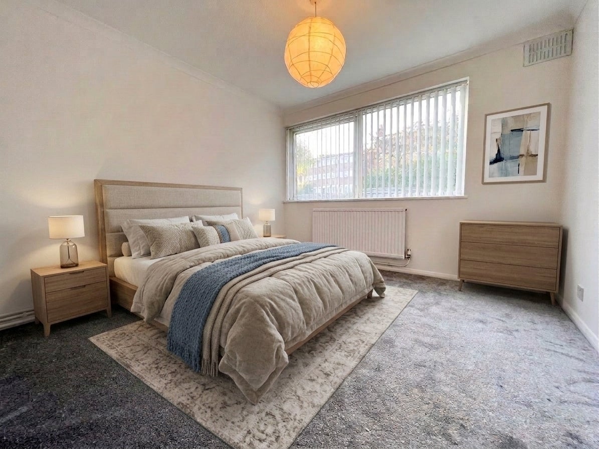 Flat Durham Road in Greater London