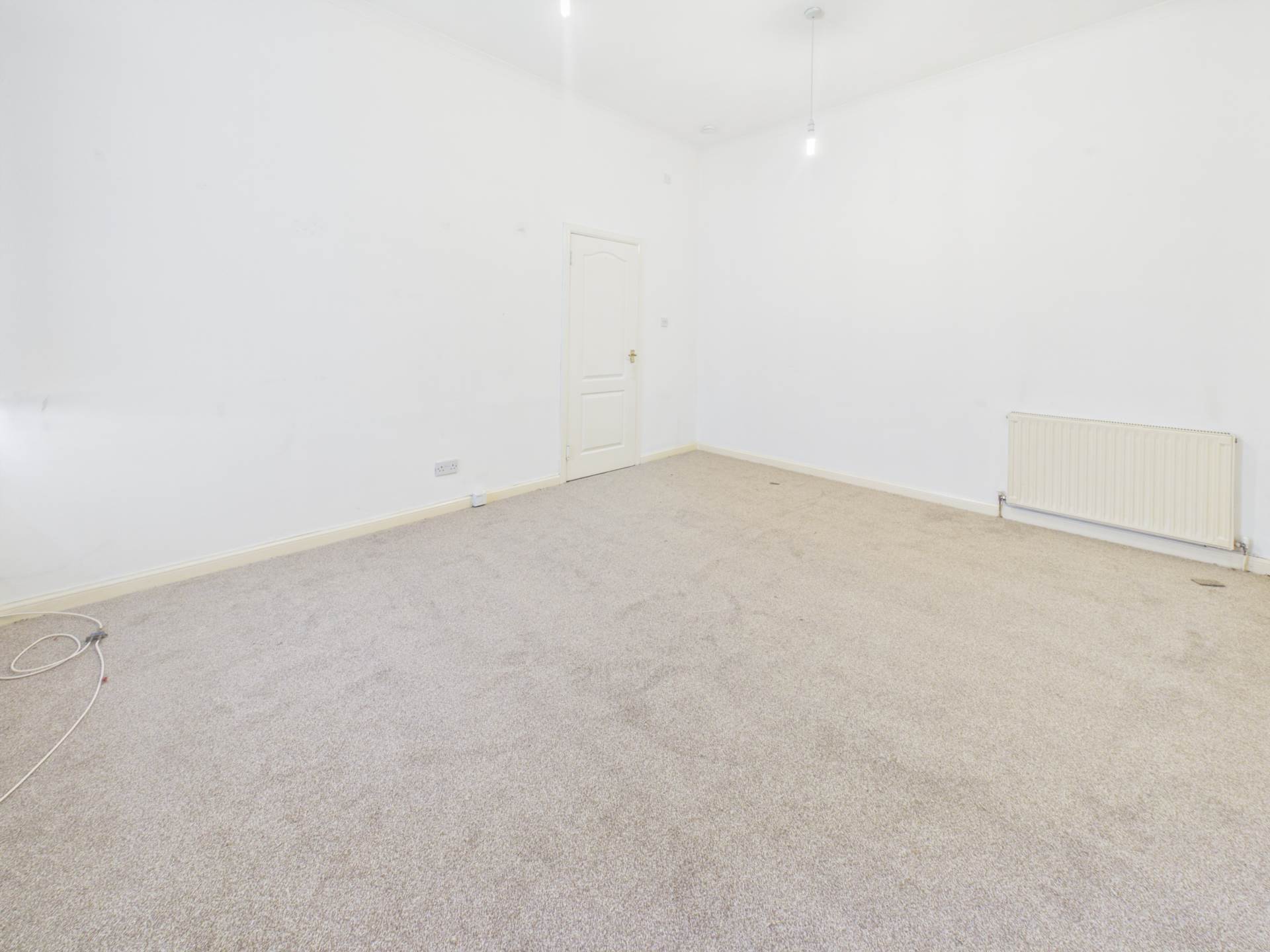 Flat Dunbeth Road in Coatbridge