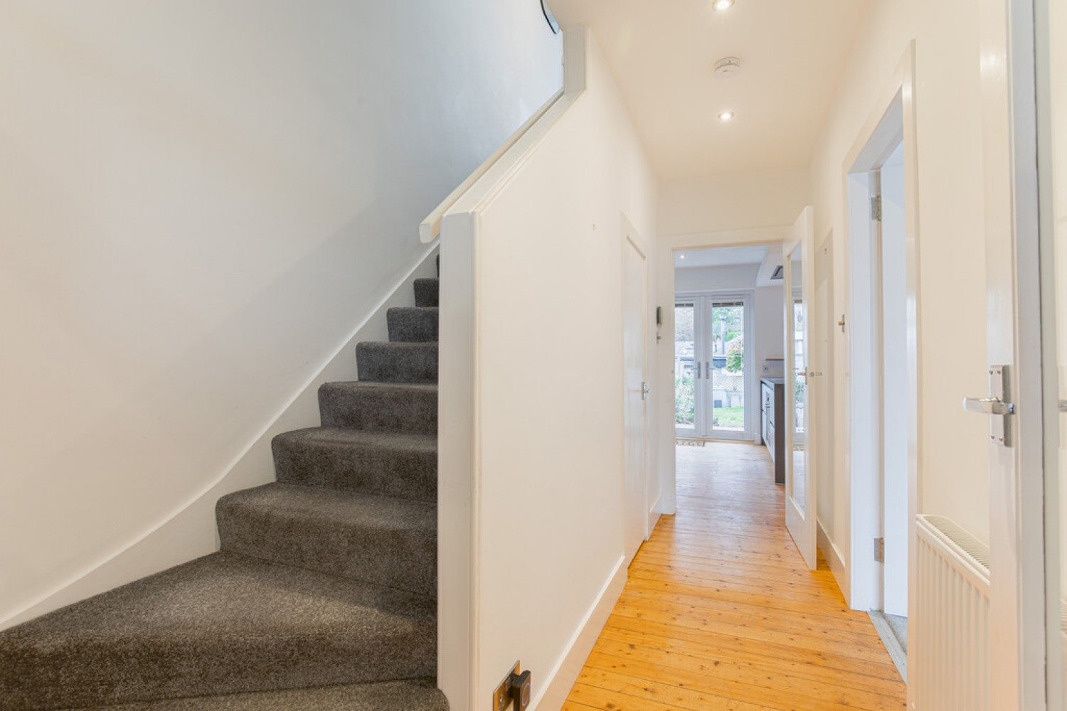 House Broomhill Avenue in Aberdeen City