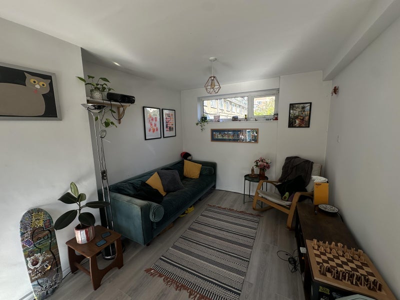 Room Henshall Street in Greater London