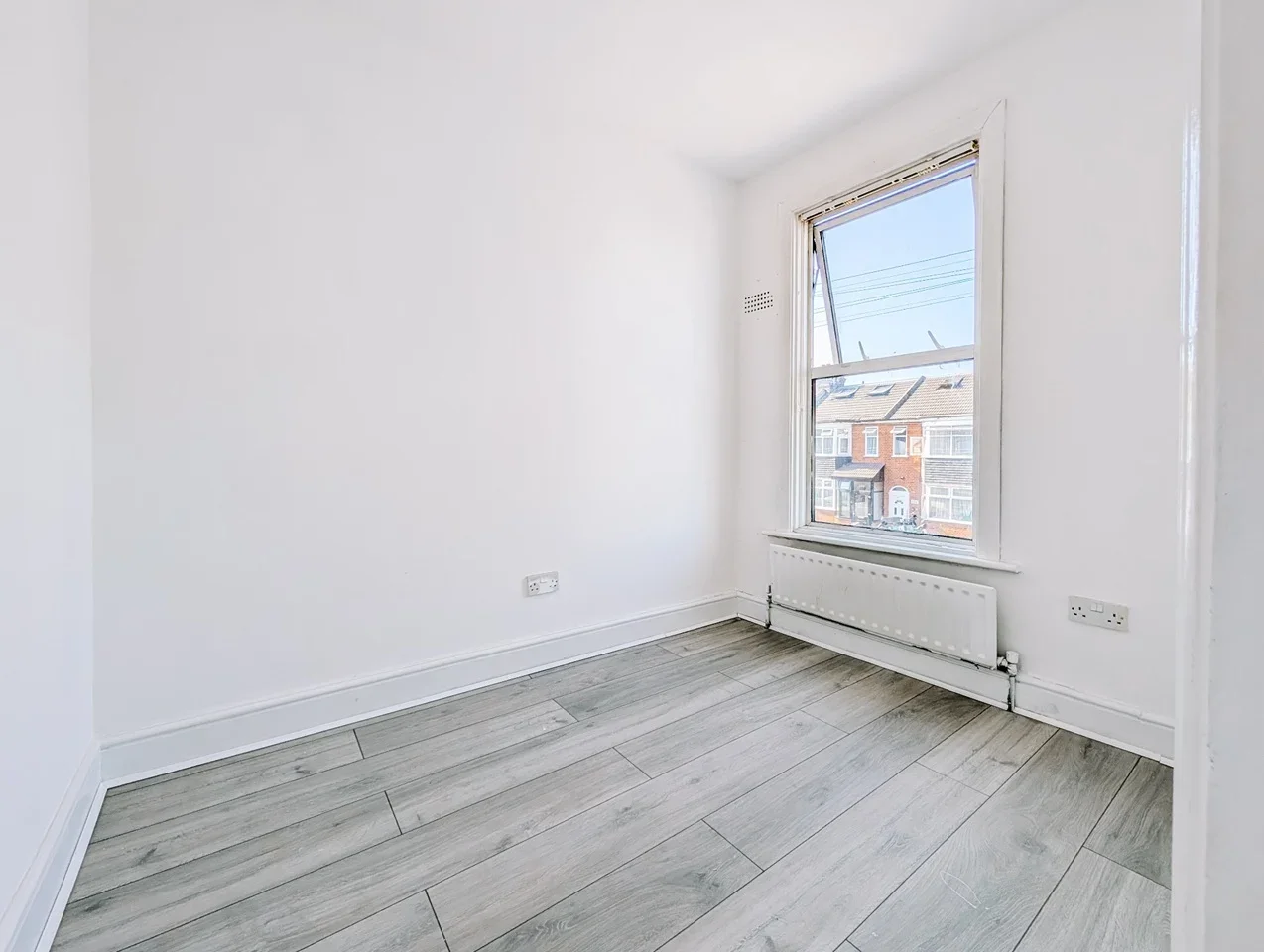 Flat Windsor Road in Greater London
