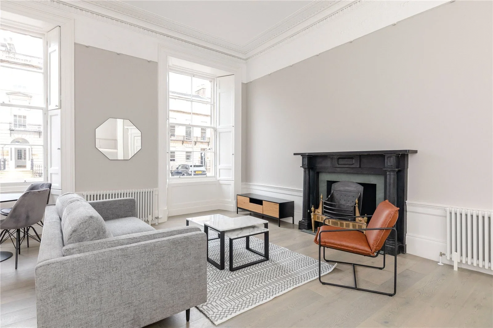 Flat Melville Street in City of Edinburgh