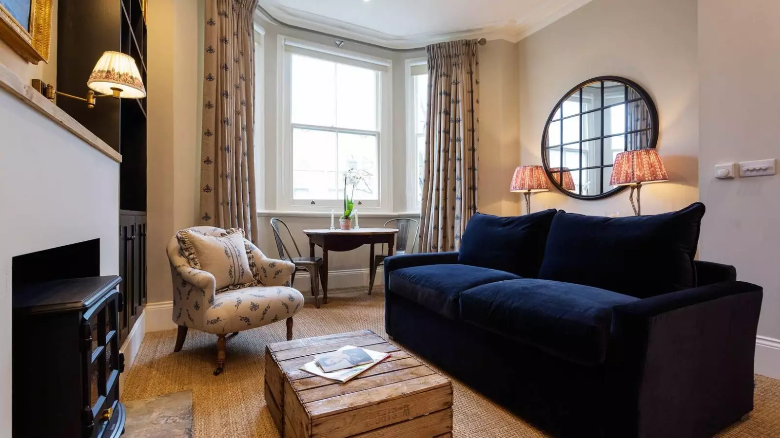 Flat Richmond Way in Greater London