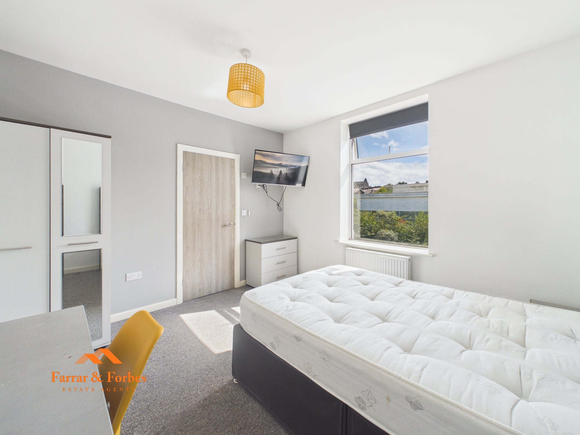 Room Windsor Street in Borough of Pendle