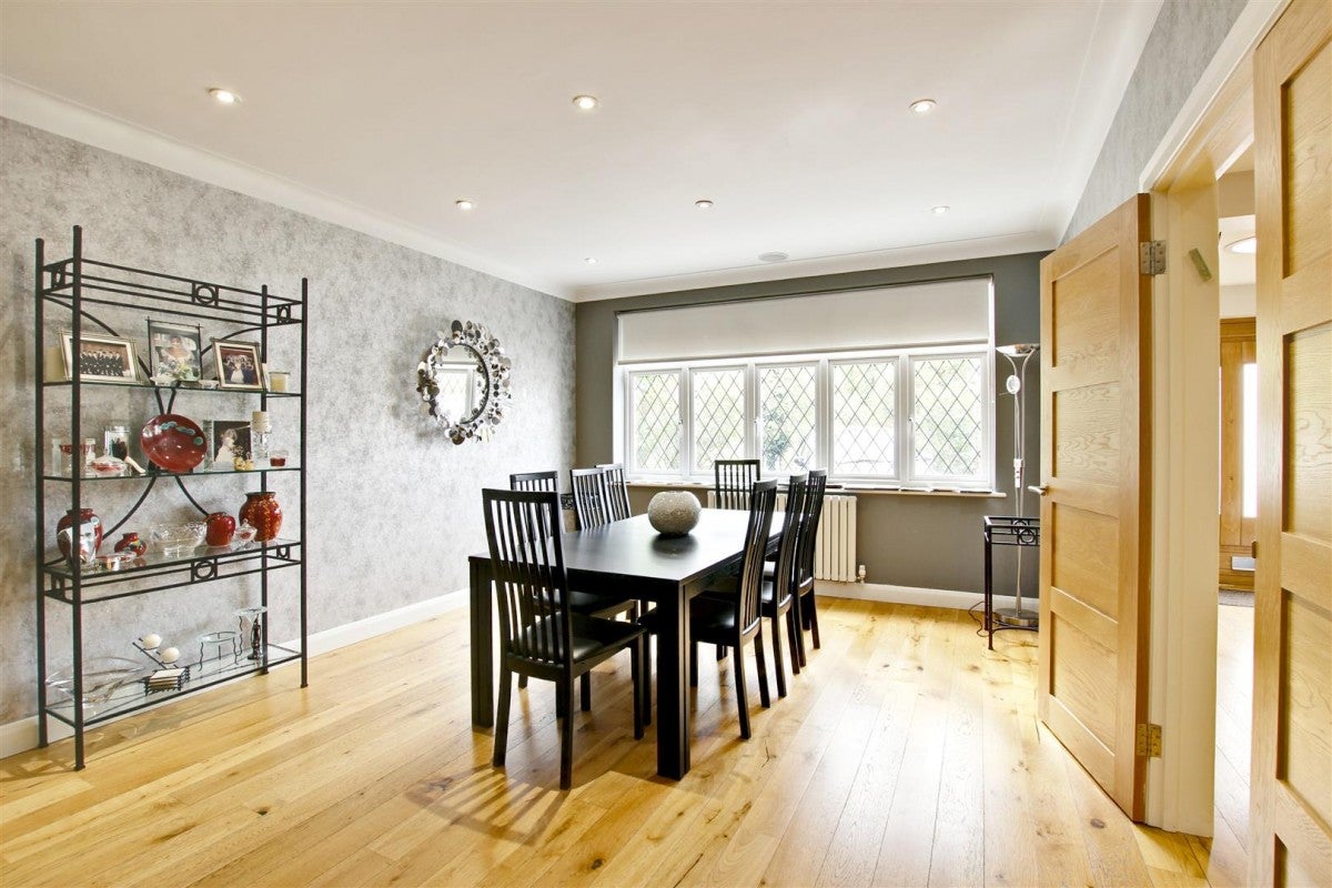 House The Reddings in Greater London