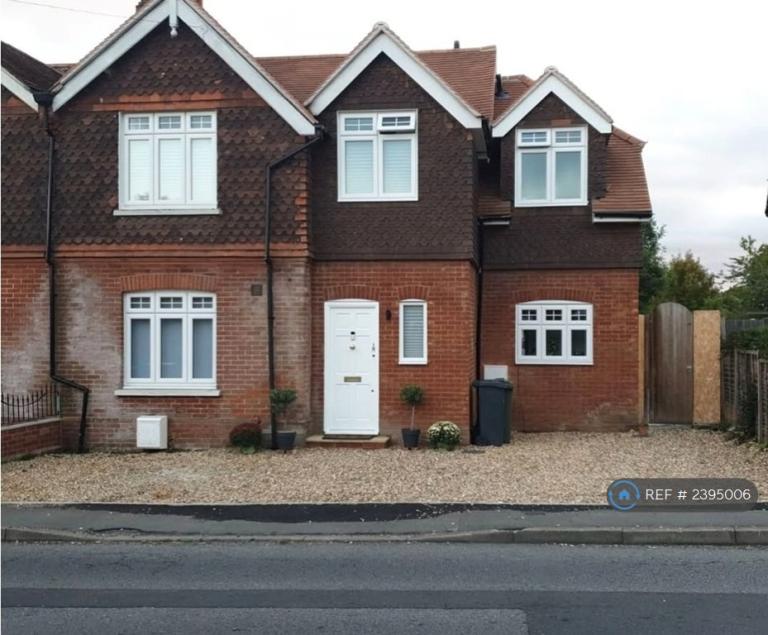 House Guildford Road in Guildford