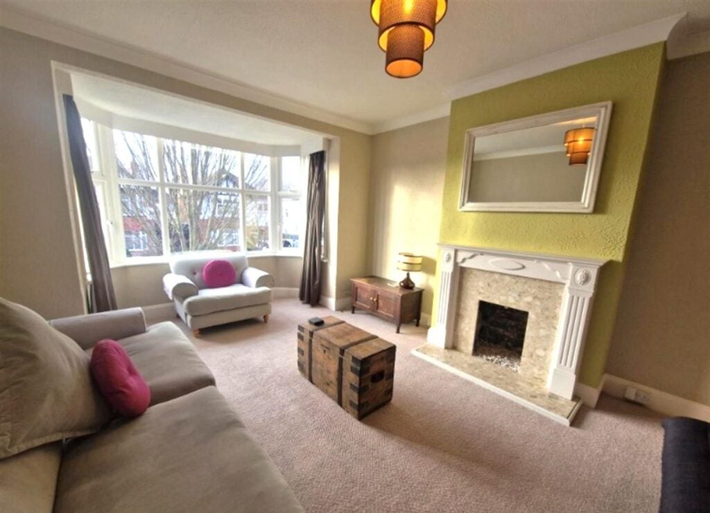 Flat Welbeck Avenue in Portslade by Sea
