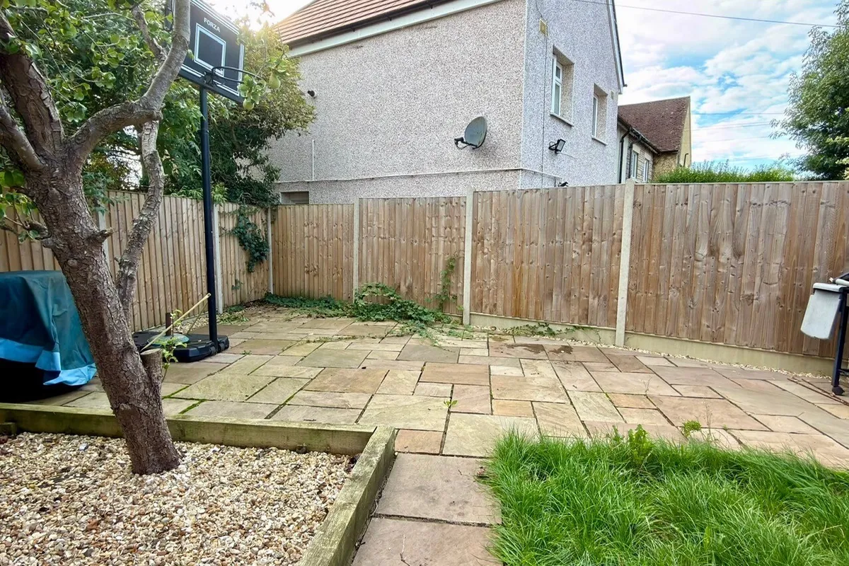House Essex Road in South Kesteven