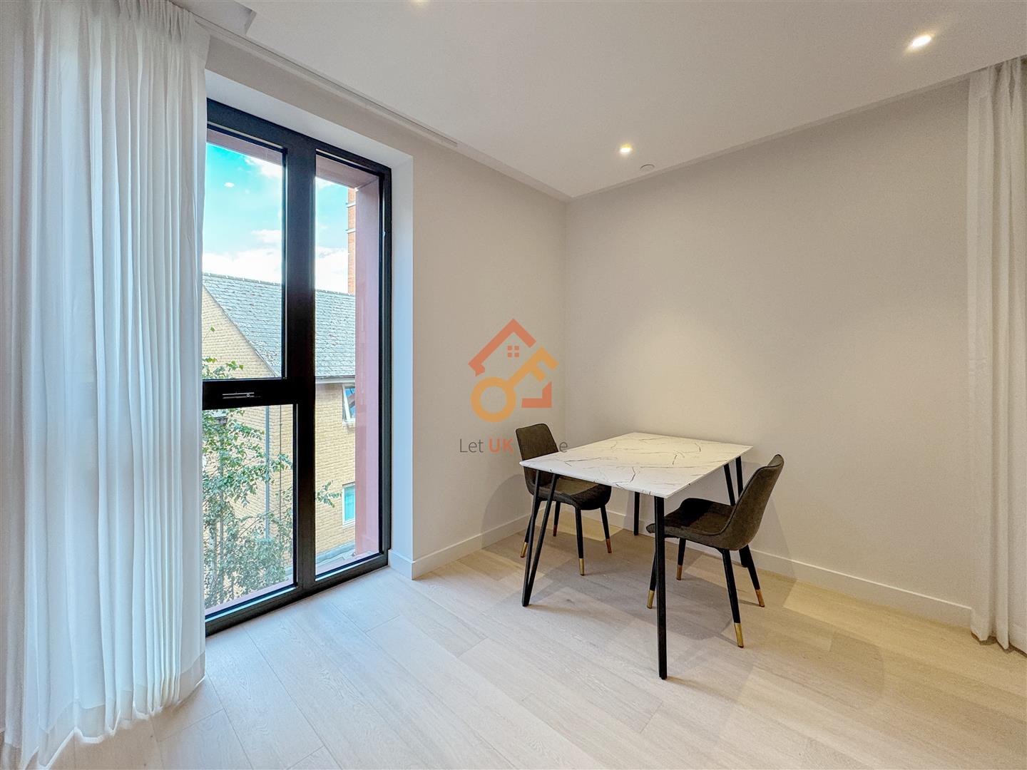 Flat Paddington Green in City of Westminster