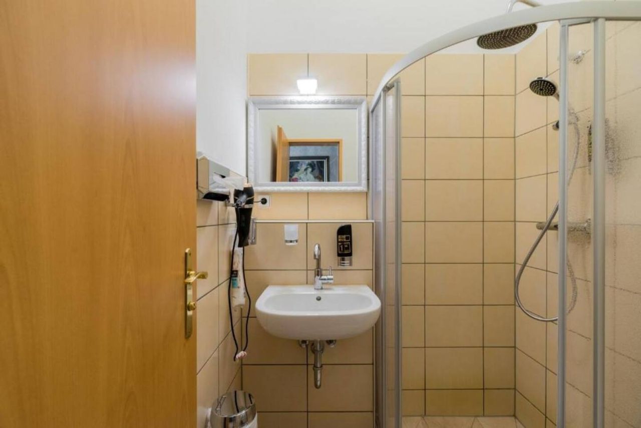 Wohnung Greifenhagener Straße in Berlin
