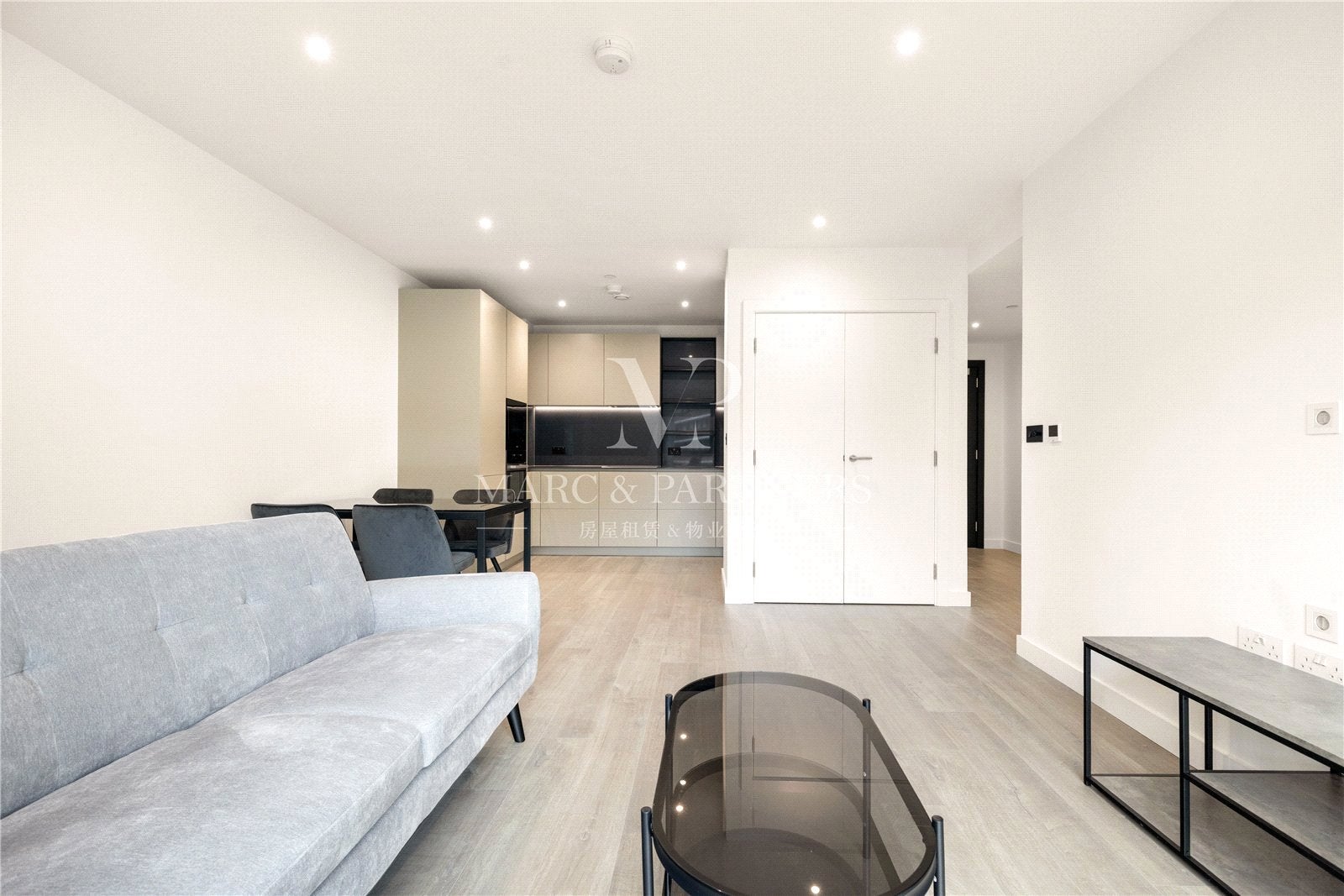 Flat Woodberry Down in London
