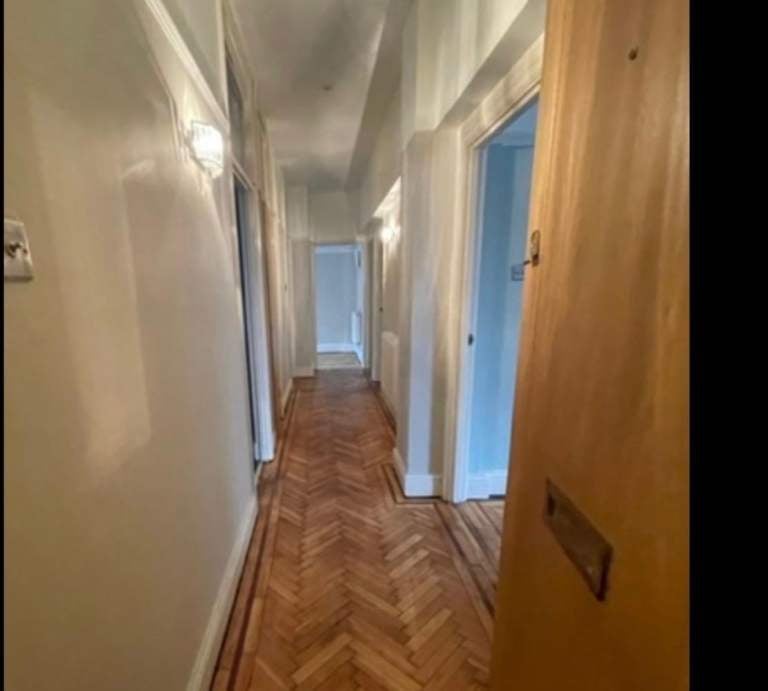 Room Womanby Street in Cardiff