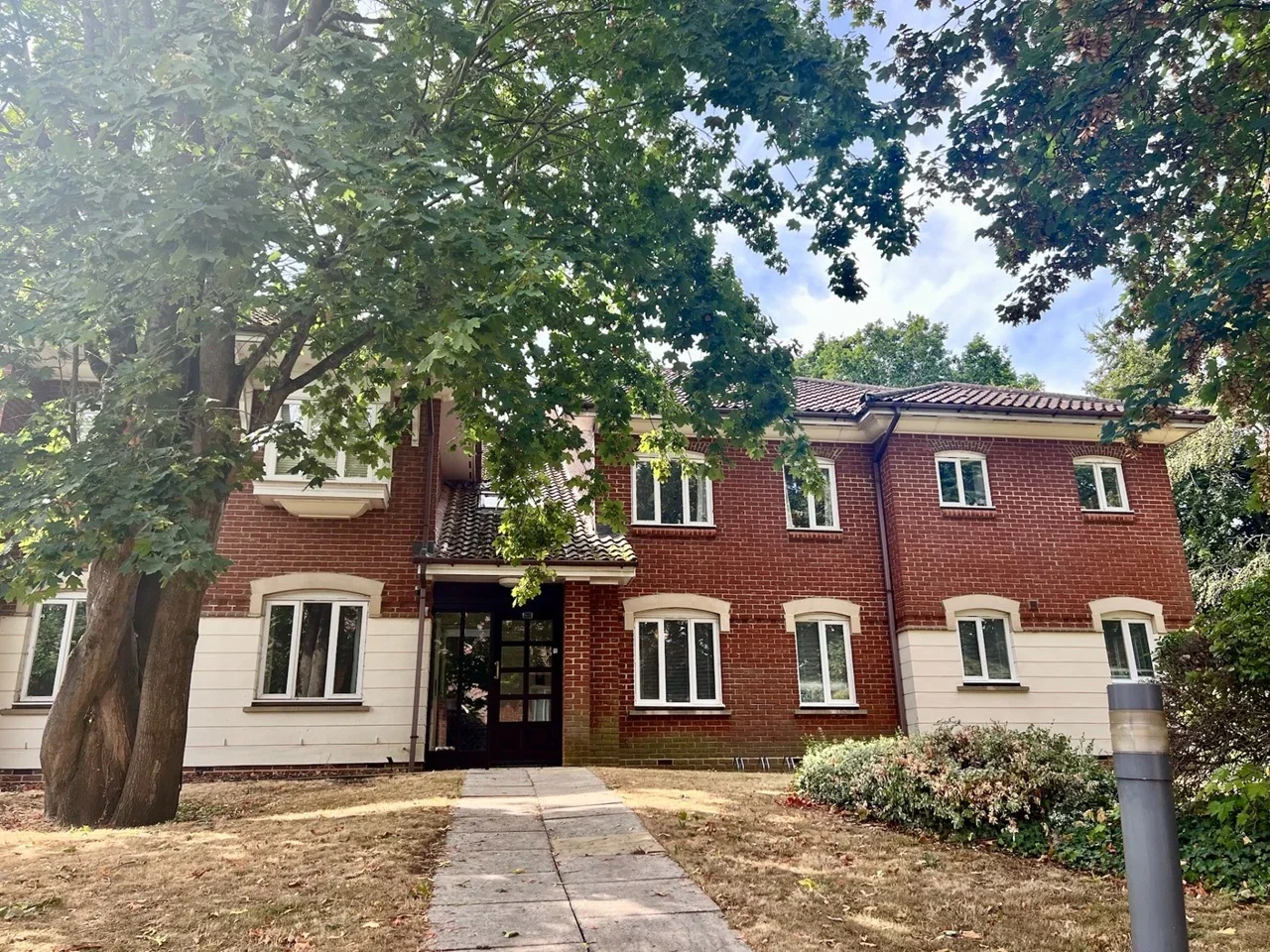 Flat Hawks Hill Court in Mole Valley