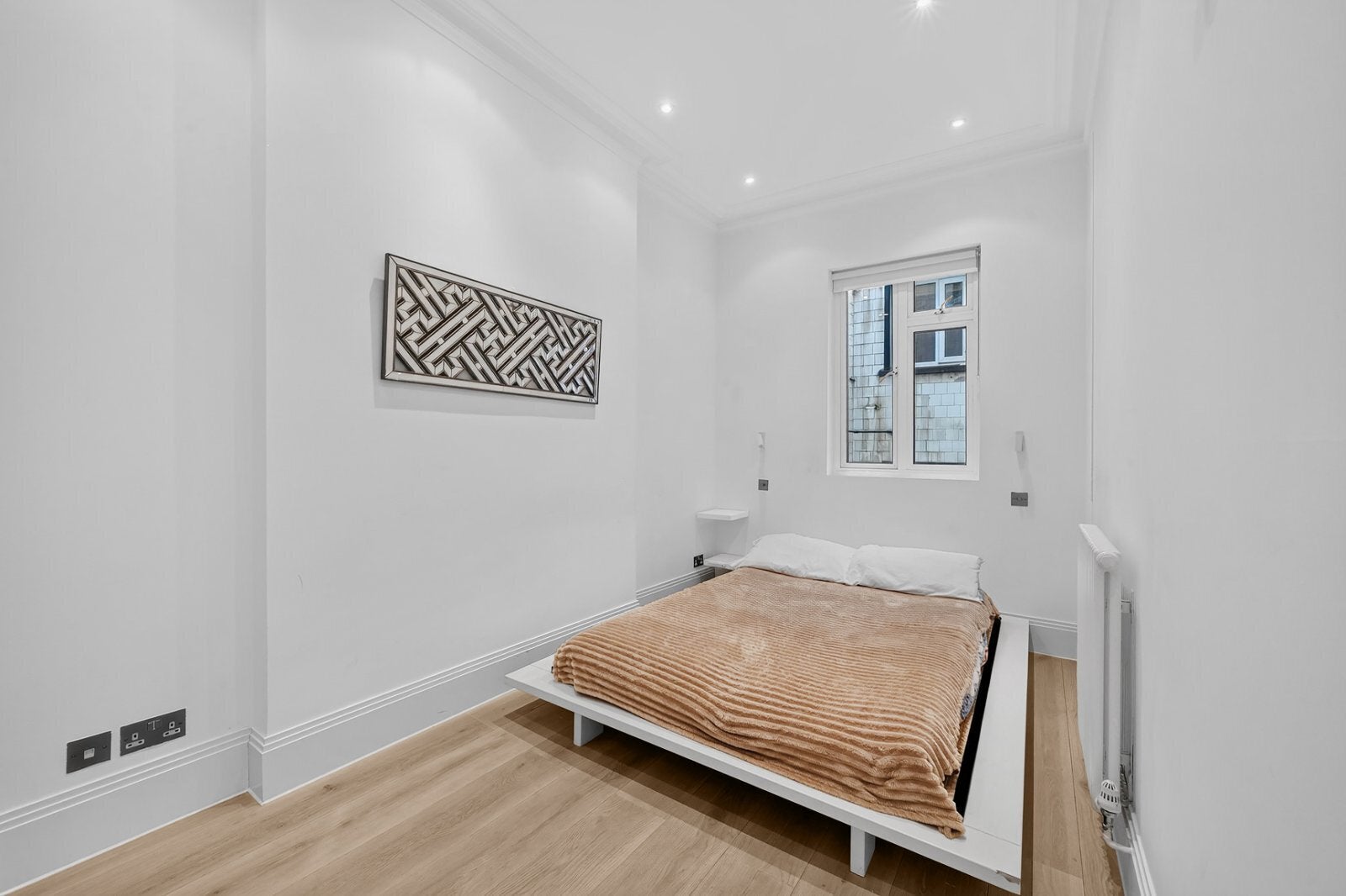 Flat Ennismore Gardens in City of Westminster