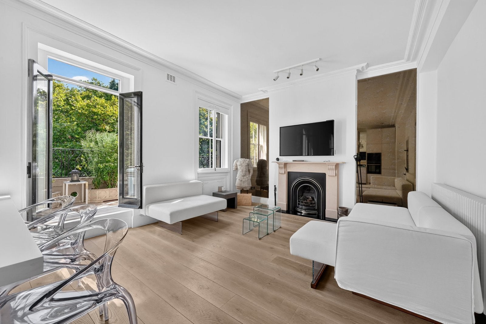 Flat Ennismore Gardens in City of Westminster