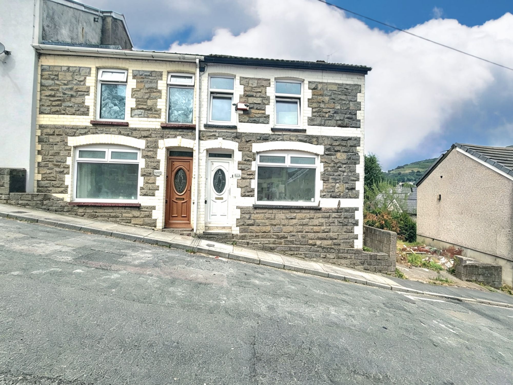House Gaen Street in Abertillery
