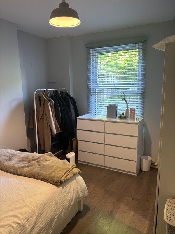 Room Poet's Road in Greater London