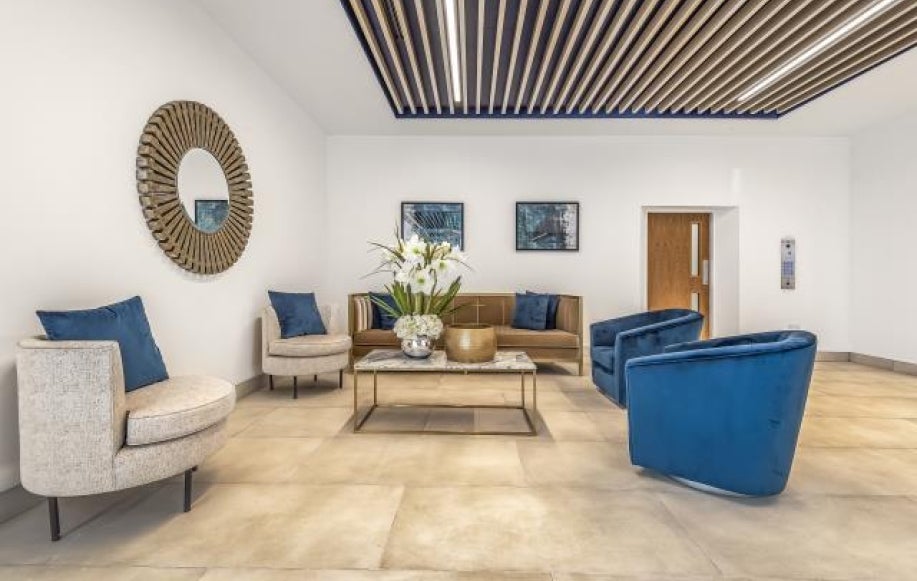 Flat Bond Way in Bracknell