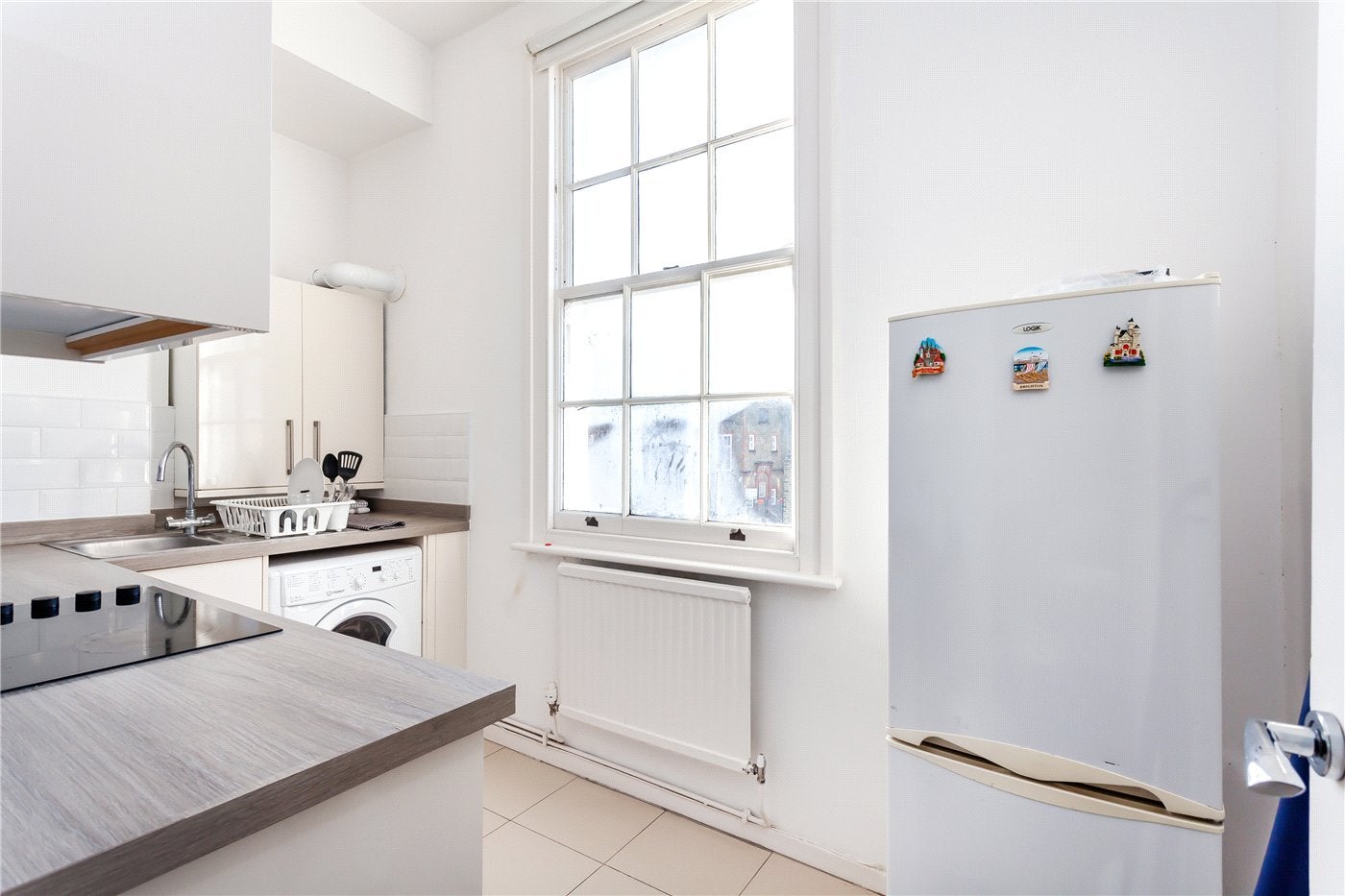 Flat Packington Street in Greater London