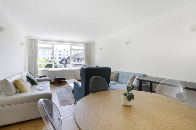 Flat Sussex Square in City of Westminster
