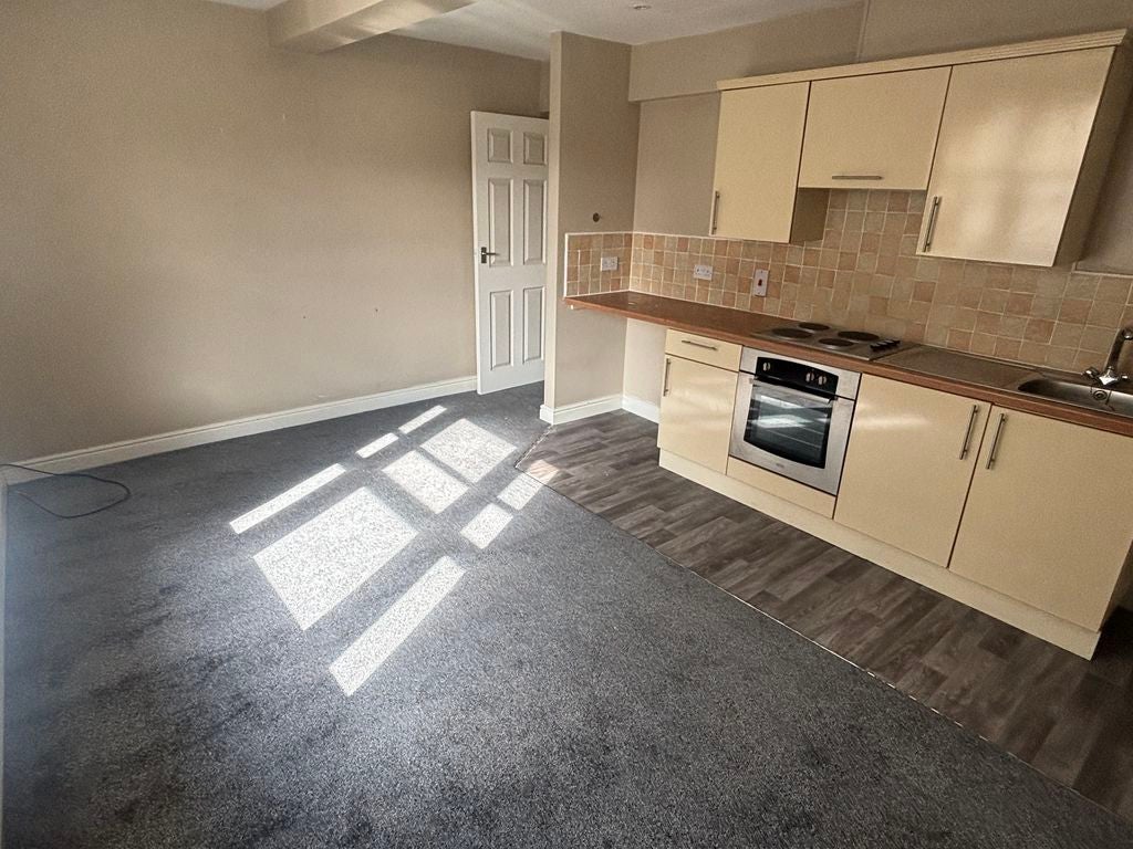 Flat Old William Street in Blaenavon