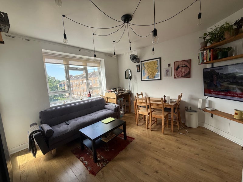 Room Craignair Road in Greater London