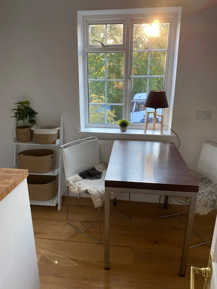 Room Avalon Road in Greater London