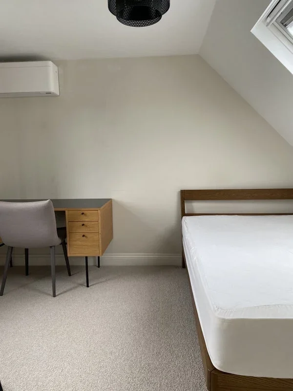 Room Avalon Road in Greater London